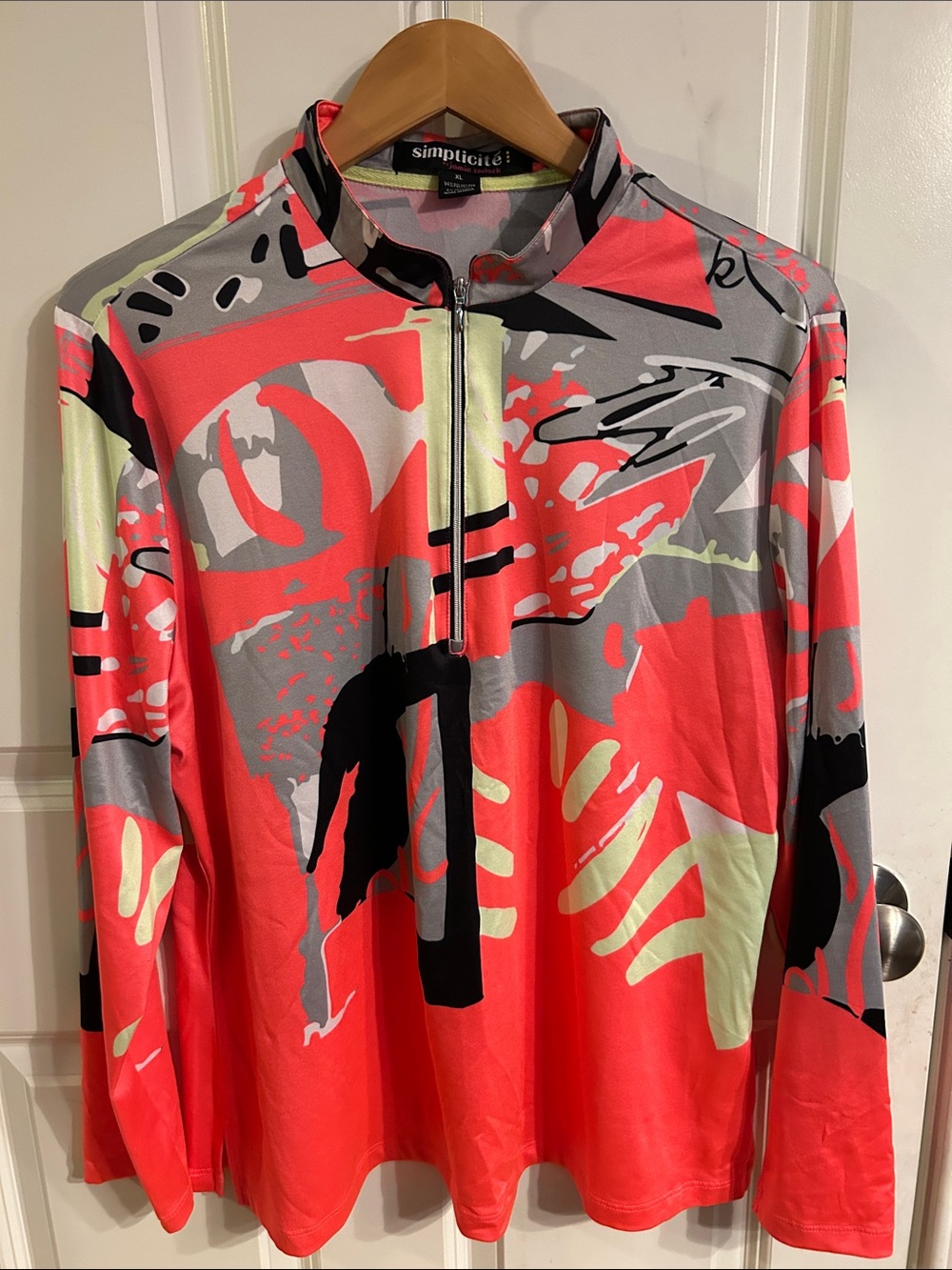 Simplicity Men's Coral & Gray Abstract Long-Sleeve Swim Rash Guard